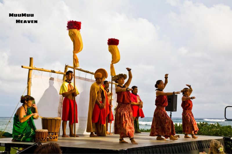 Experience Hawaiian Culture – Luaus, Music and Dance